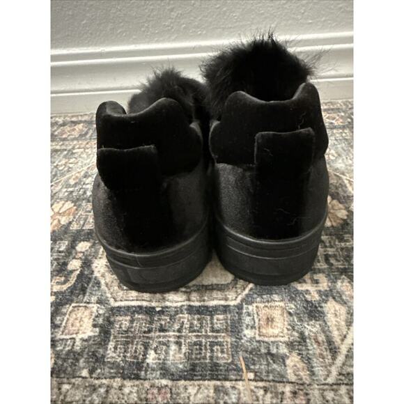 Women's 6 36 Gabriella Michel Black Velvet Rabbit Fur Platform Slip On Sneaker - Picture 4 of 6